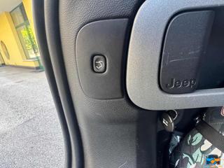 JEEP Cherokee usata, con Airbag testa