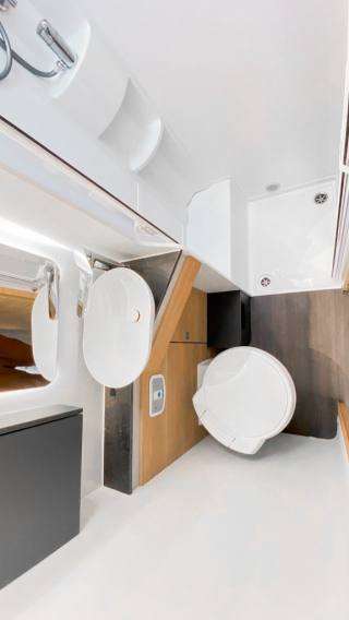 ADRIA  usata 8