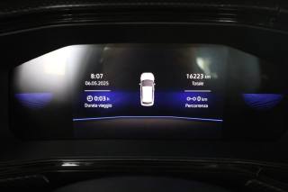 VOLKSWAGEN T-Cross usata 14