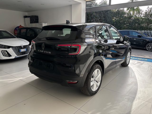 RENAULT Captur usata, con Sistema di navigazione
