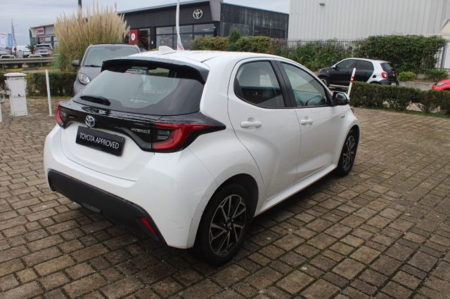 TOYOTA Yaris usata, con Riconoscimento dei segnali stradali