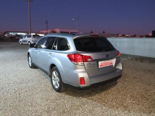 SUBARU OUTBACK usata, con Autoradio