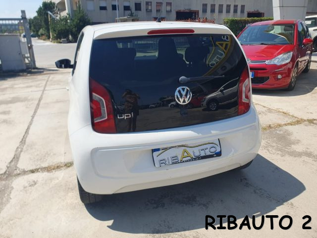 VOLKSWAGEN up! usata, con Luce d