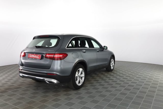 MERCEDES-BENZ GLC 220 usata 3
