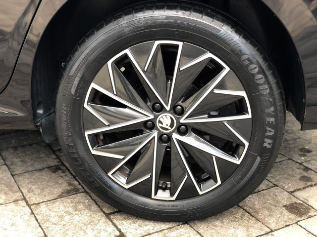SKODA Kamiq usata, con Climatizzatore automatico, 2 zone