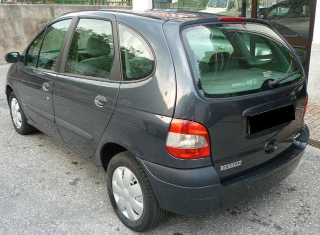 RENAULT Megane usata, con Airbag Passeggero