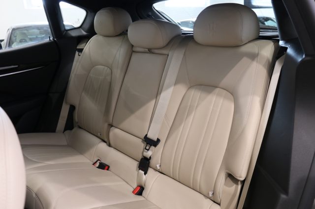 MASERATI Levante usata 10
