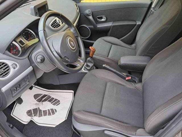 RENAULT Clio usata 14