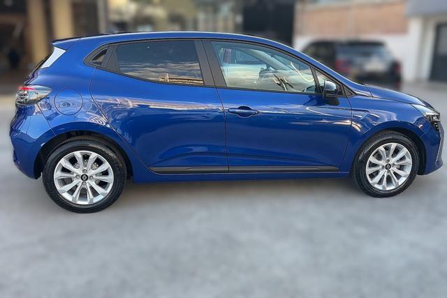 RENAULT Clio usata, con Alzacristalli elettrici