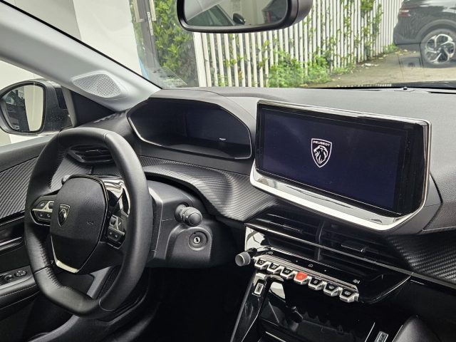 PEUGEOT 208 usata, con Climatizzatore