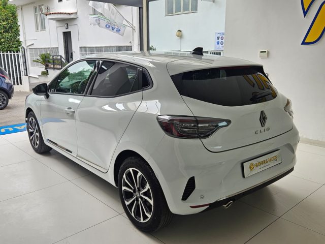 RENAULT Clio usata, con Boardcomputer