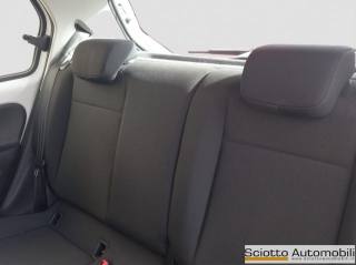 VOLKSWAGEN up! usata, con Servosterzo