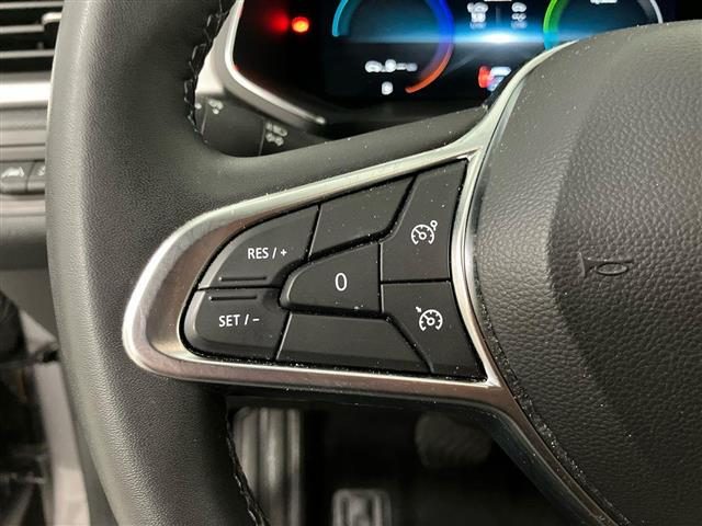 RENAULT Captur usata, con Sensori di parcheggio anteriori