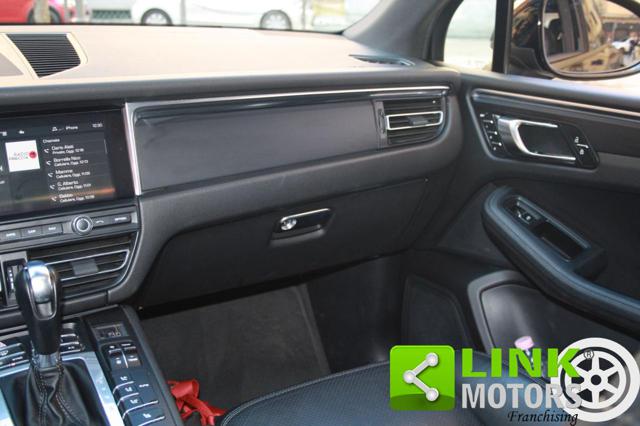 PORSCHE Macan usata, con Luce d