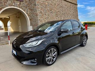 TOYOTA Yaris usata, con Telecamera per parcheggio assistito