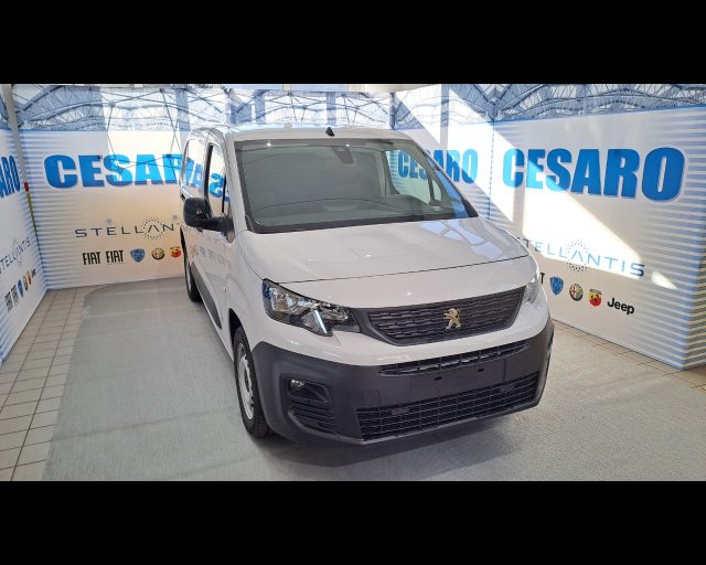 2023 PEUGEOT Partner