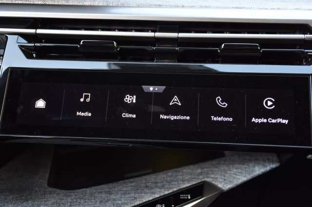 PEUGEOT 3008 usata, con USB