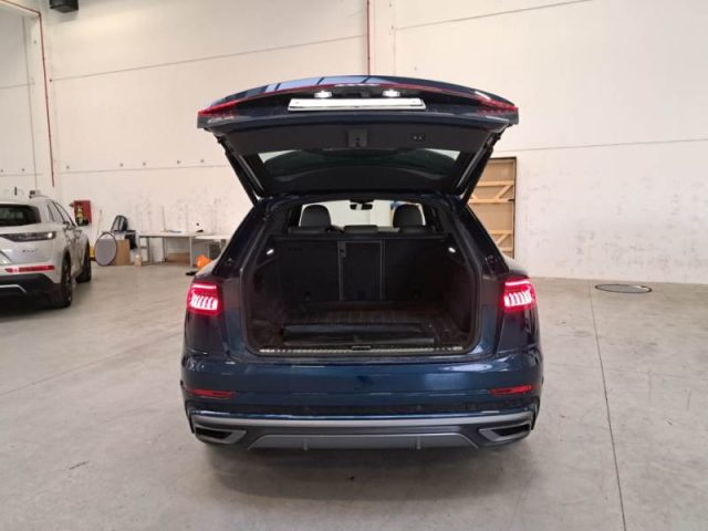 AUDI Q8 usata, con Autoradio