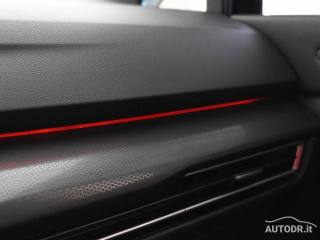 VOLKSWAGEN Golf usata, con Sensori di parcheggio anteriori