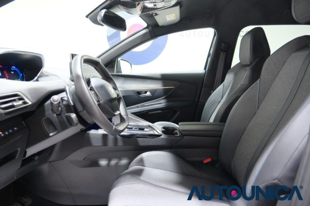 PEUGEOT 3008 usata, con Volante in pelle