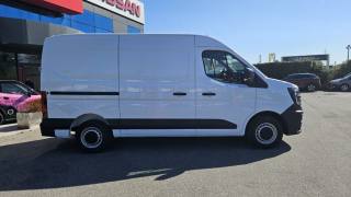 NISSAN Interstar usata, con Autoradio