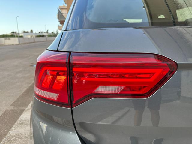 VOLKSWAGEN T-Roc usata, con Specchietti laterali elettrici