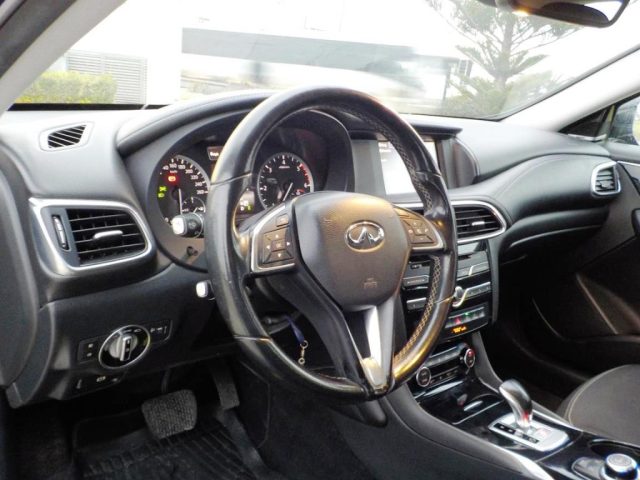 INFINITI Q30 usata, con Sensore di luce