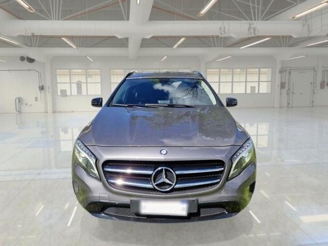 MERCEDES-BENZ GLA 200 usata, con Autoradio