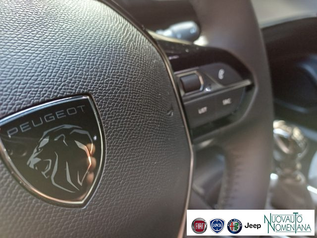 PEUGEOT 2008 usata, con Fari LED