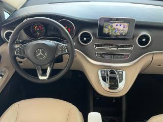 MERCEDES-BENZ V 220 usata 18