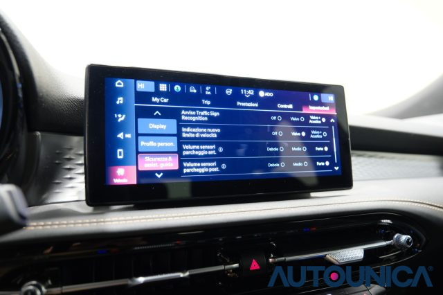 ALFA ROMEO Tonale usata, con Autoradio digitale