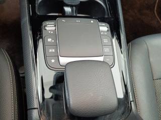 MERCEDES-BENZ GLA 200 usata, con Sensore di pioggia