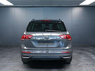 VOLKSWAGEN Tiguan usata, con Airbag Passeggero