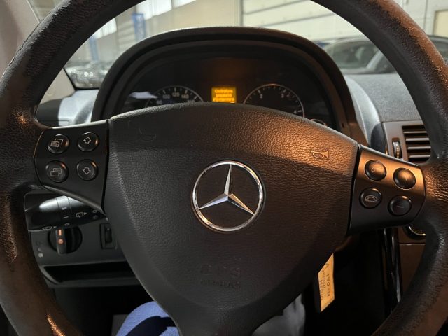 MERCEDES-BENZ A 180 usata 16