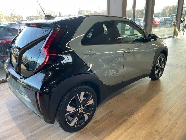TOYOTA Aygo X usata, con Antifurto