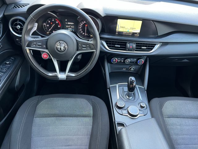 ALFA ROMEO Stelvio usata, con Alzacristalli elettrici