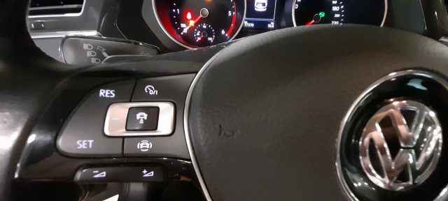 VOLKSWAGEN Tiguan usata, con Airbag testa