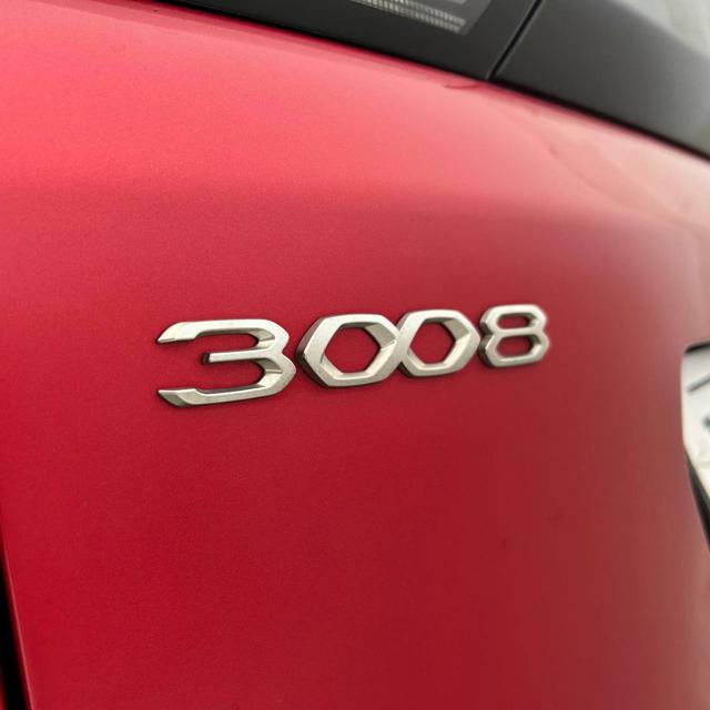 PEUGEOT 3008 usata, con Luci diurne