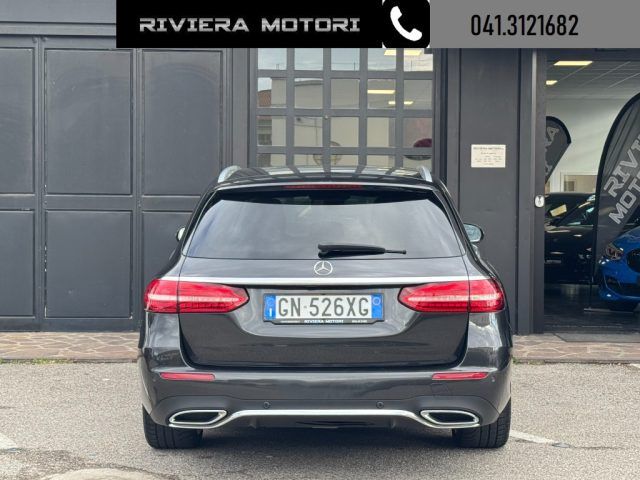 MERCEDES-BENZ E 220 usata, con Controllo trazione