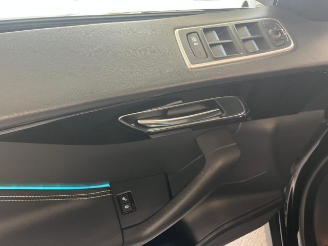JAGUAR F-Pace usata, con Sensori di parcheggio posteriori