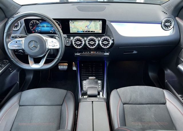 MERCEDES-BENZ GLA 220 usata, con Controllo automatico clima
