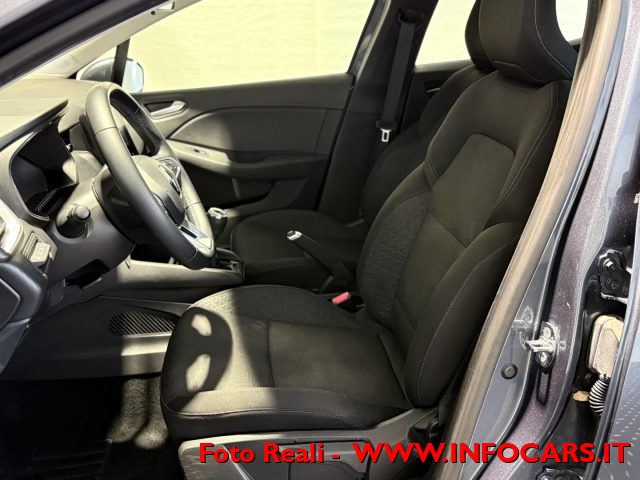 RENAULT Clio usata, con Alzacristalli elettrici