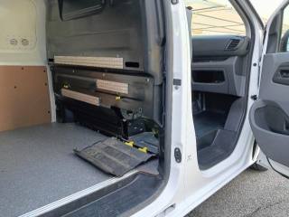 PEUGEOT Expert usata, con MP3