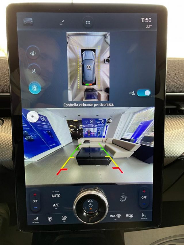 FORD Mustang Mach-E usata, con Touch screen