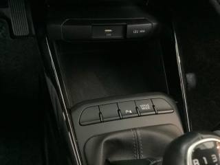 KIA Stonic usata, con Telecamera per parcheggio assistito