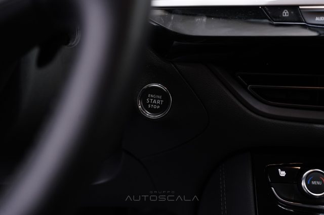 OPEL Grandland usata, con Volante multifunzione