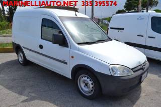 OPEL Combo usata, con Servosterzo