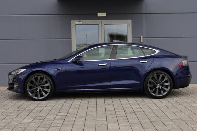 TESLA Model S usata, con Touch screen