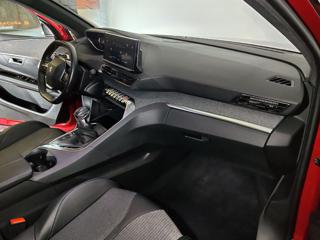 PEUGEOT 3008 usata, con Volante in pelle
