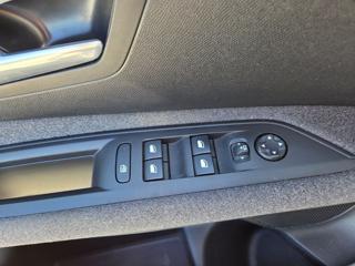 PEUGEOT 3008 usata, con Telecamera per parcheggio assistito